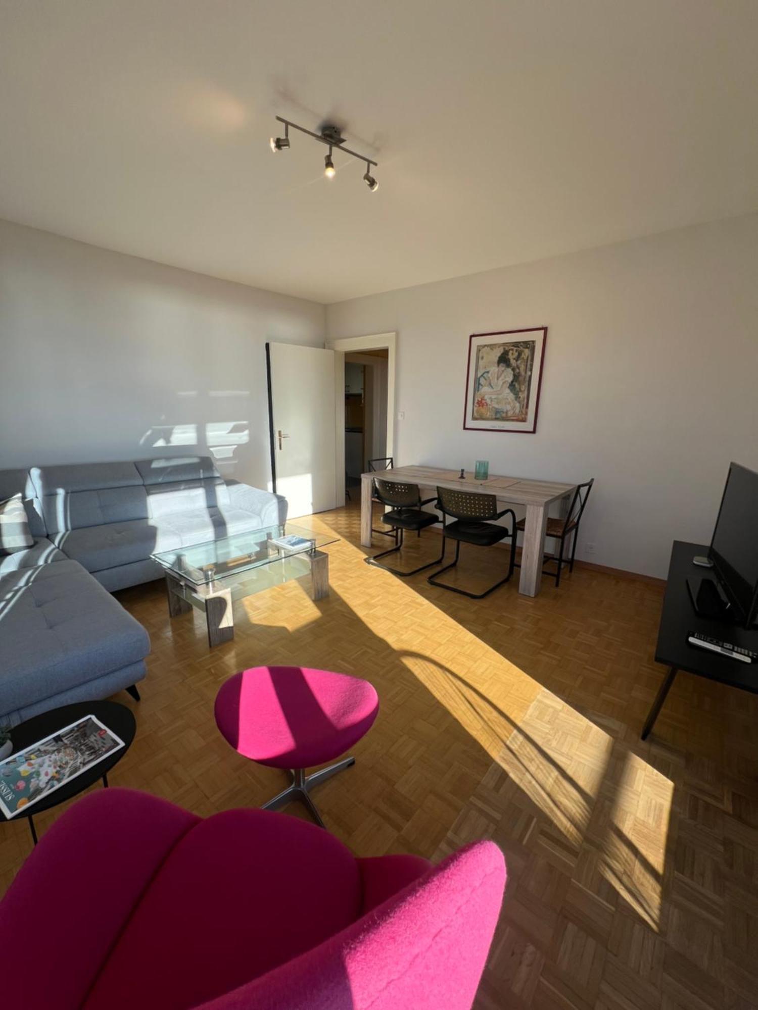Alpes 54 Appartement Neuchâtel Buitenkant foto